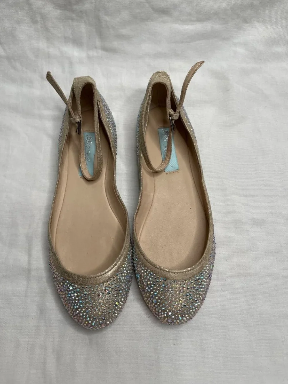Betsey Johnson Joy Gold Rhinestone Flats Ankle Strap girls Size 5